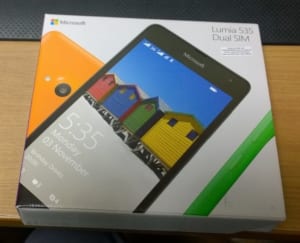 Lumia 535 DualSIM パッケージ